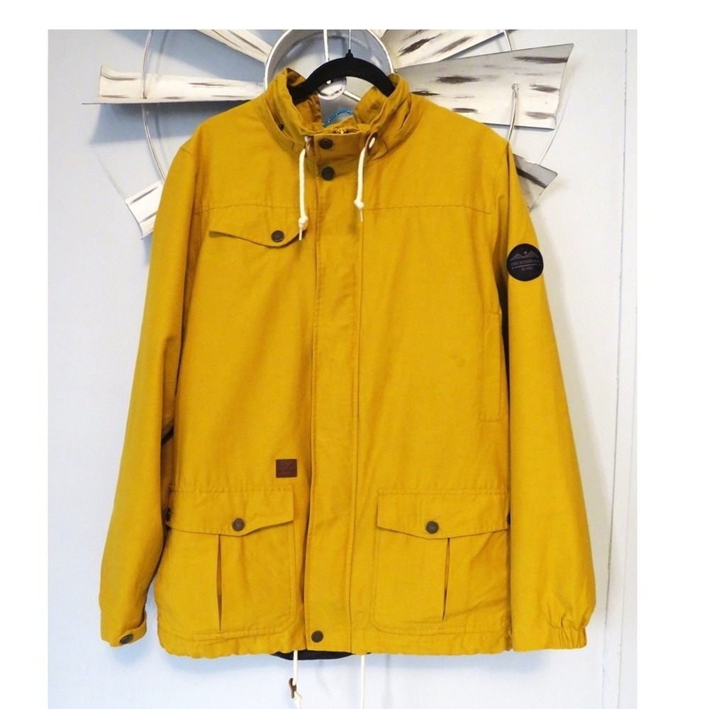 KAVU Men's Medium Mustard Utility Jacket Zip Snap 6 Pocket Drawcord Canvas